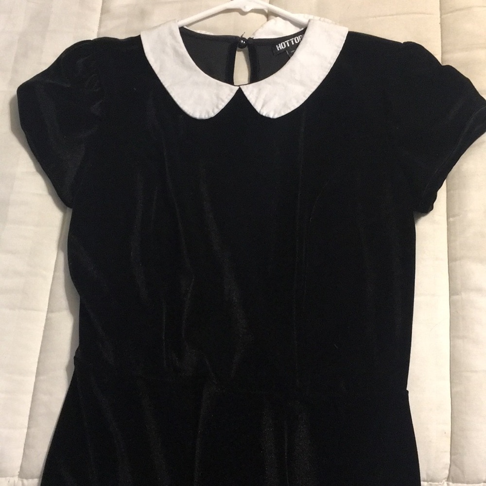 Hot Topic Wednesday Addam's dress ❤️